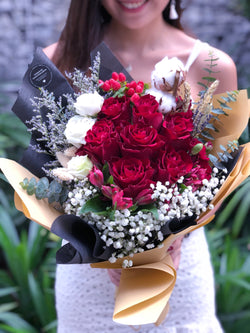 Rustic - Red Roses (Premium Kenya Roses)